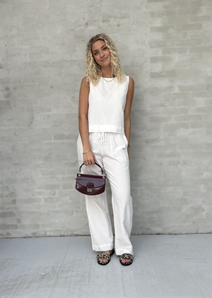 Svetlana linen top White Neo Noir